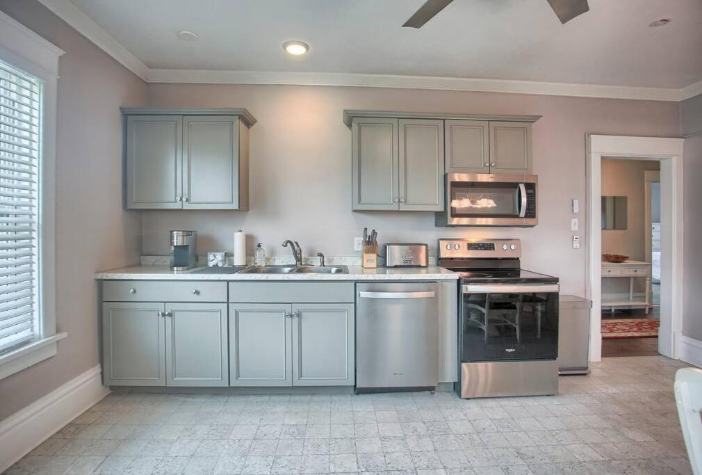 Apartamento On Seneca - Beautiful 1 Bedroom